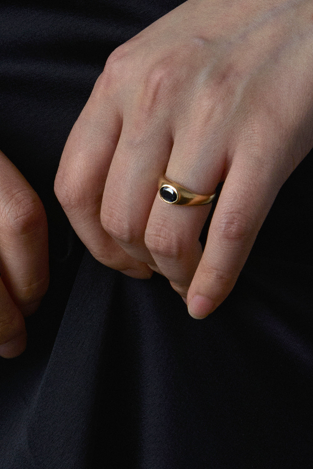 ルネサンス ロイヤルサファイア リング