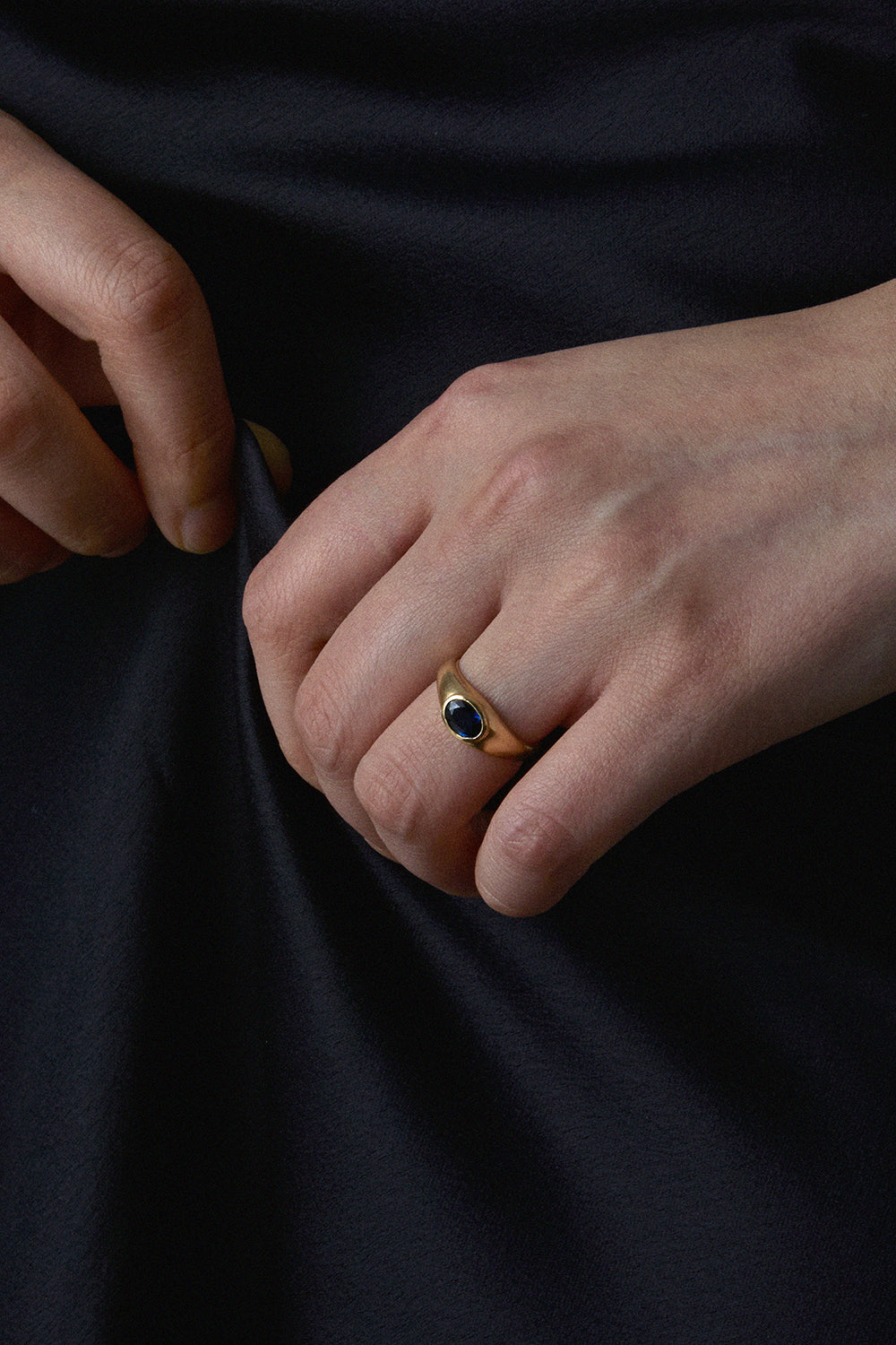 ルネサンス ロイヤルサファイア リング