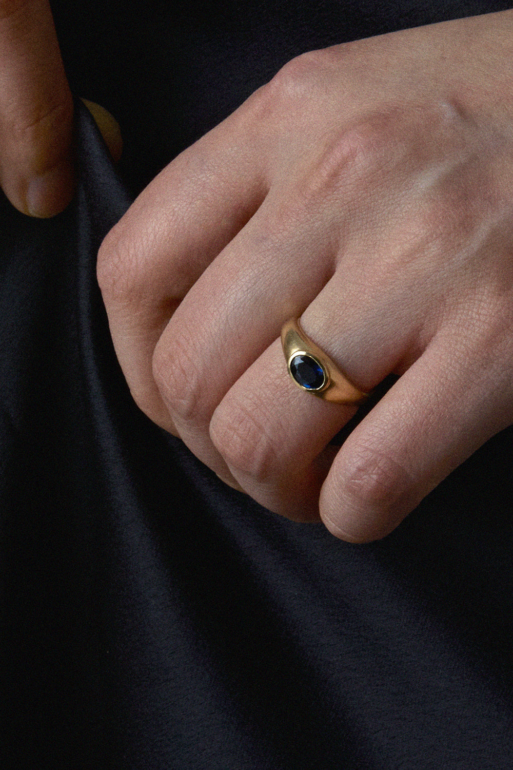 ルネサンス ロイヤルサファイア リング