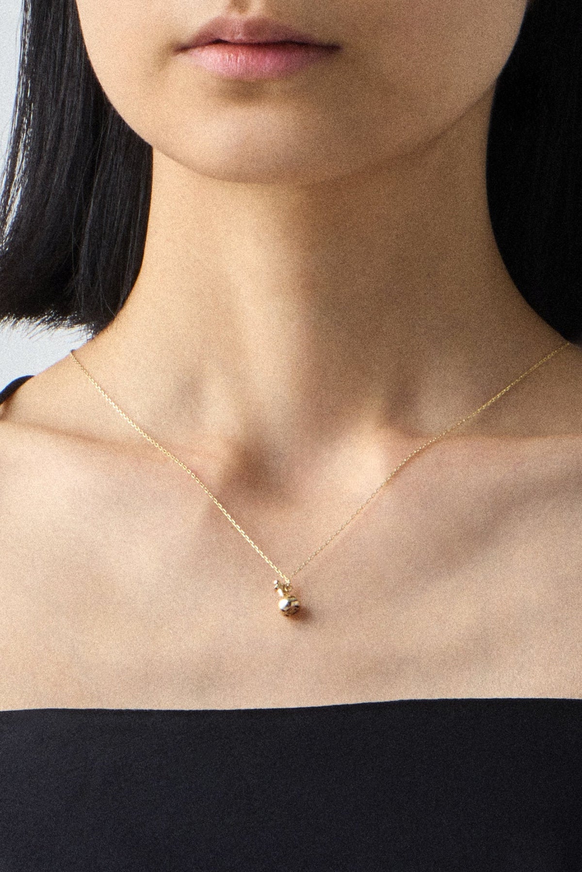 10K GOLD MINI BOTTIGLIA NECKLACE