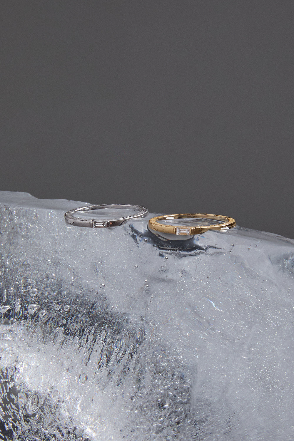 10K SLIM BODY BAGUETTE DIAMOND YELLOW GOLD RING