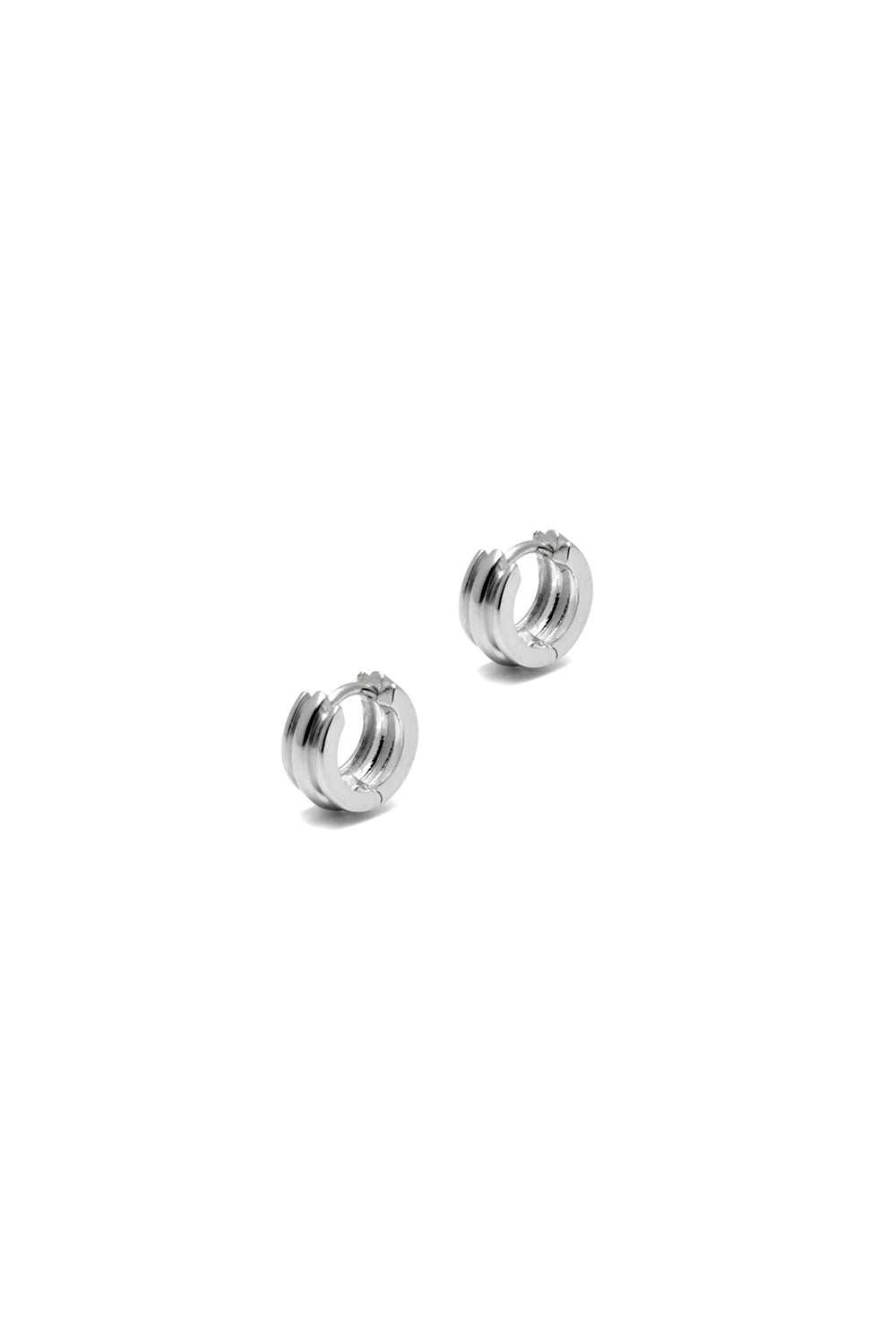 10K WHITE GOLD PETITE ROUNDED POTTERY VESSEL ONE-TOUCH EARRINGS