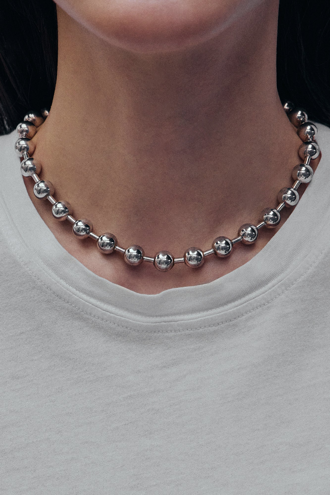 CHERISHING MOMENT SILVER BALL NECKLACE