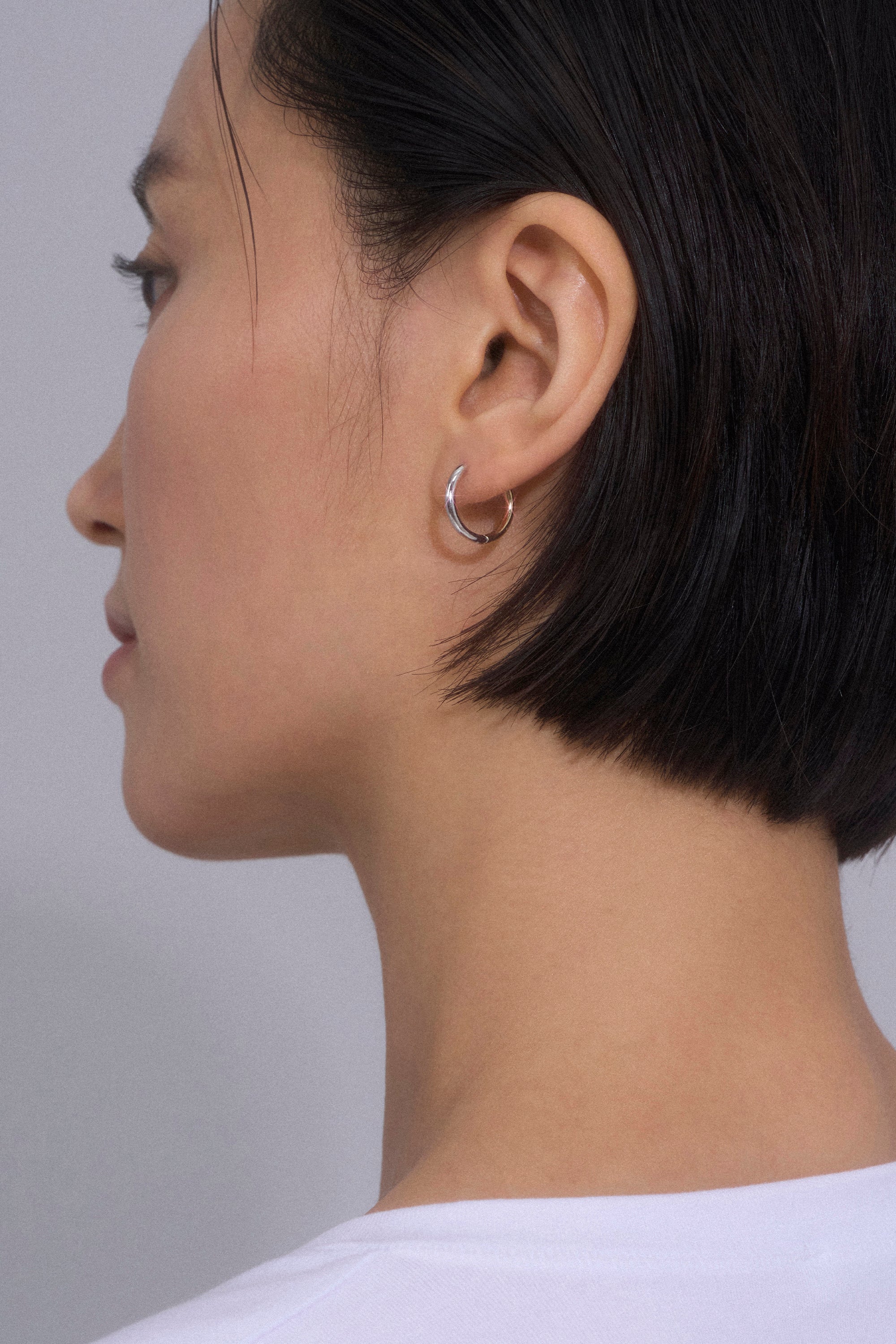 DEUX 10K BICOLOR GOLD HOOP EARRINGS LARGE