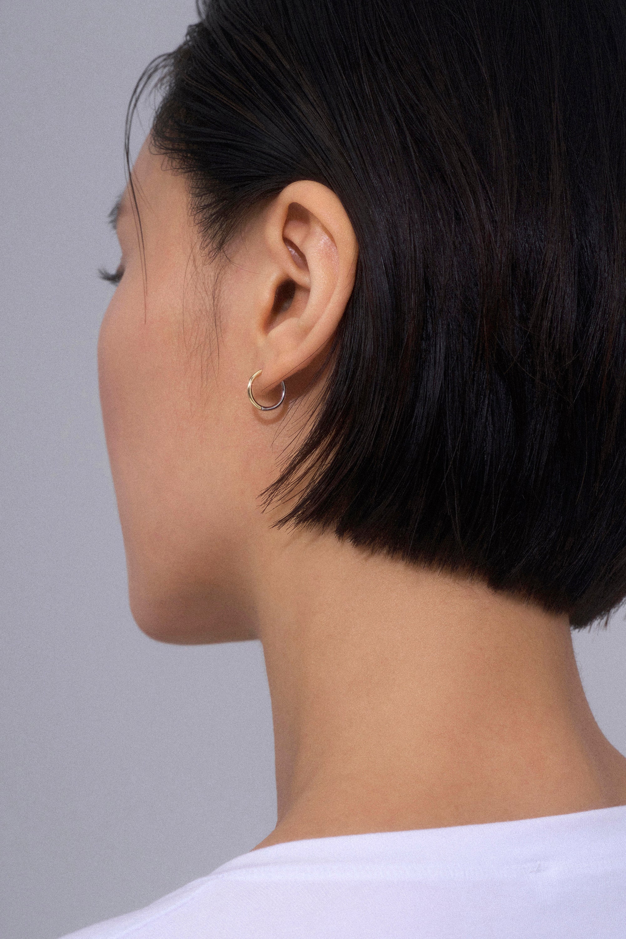 DEUX 10K BICOLOR GOLD HOOP EARRINGS SMALL