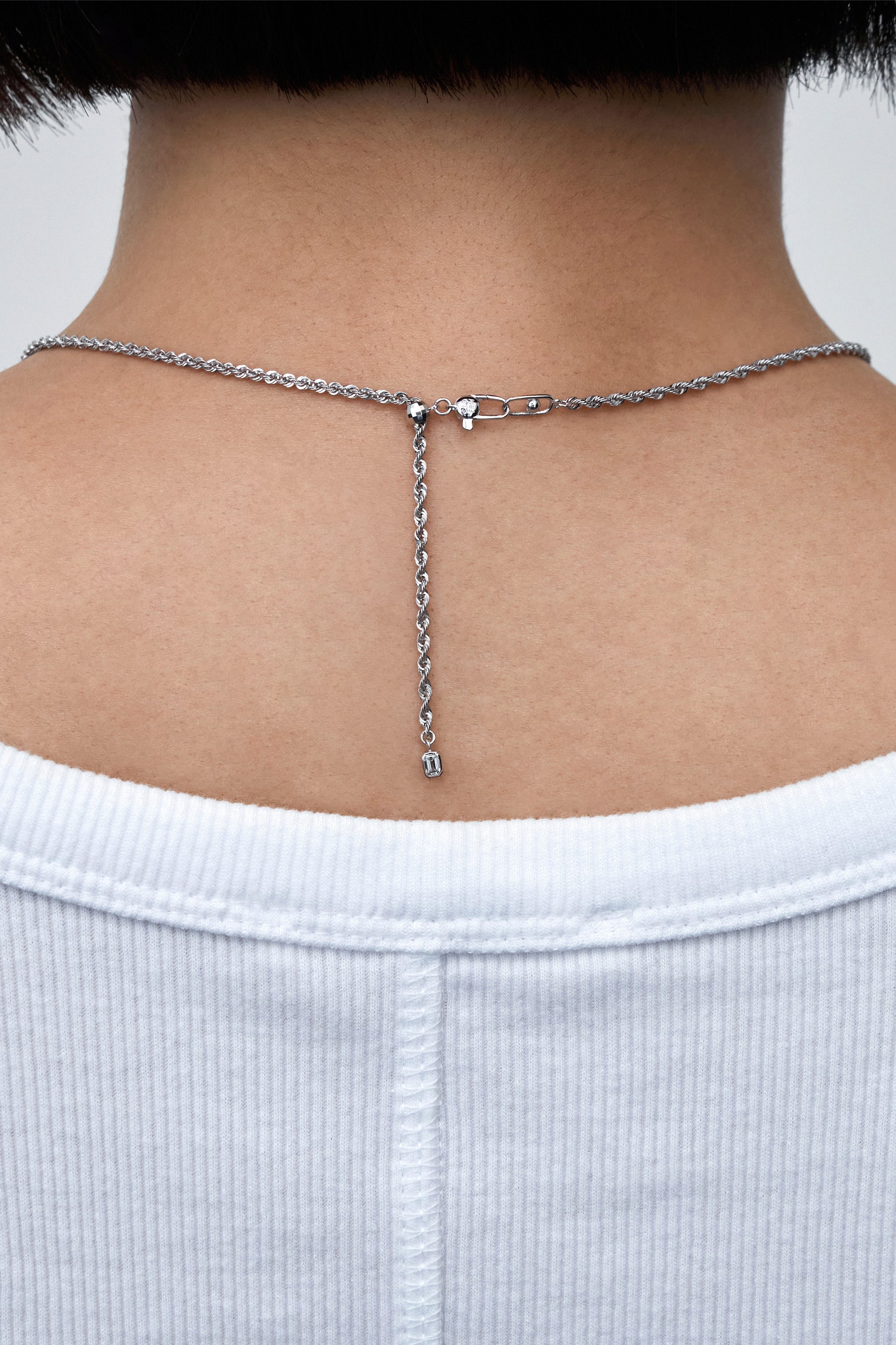 FREE LENGTH ROPE NECKLACE IN WHITE GOLD