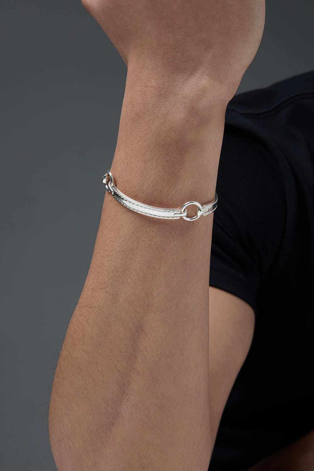 MODERN REIN LEATHER BRACELET