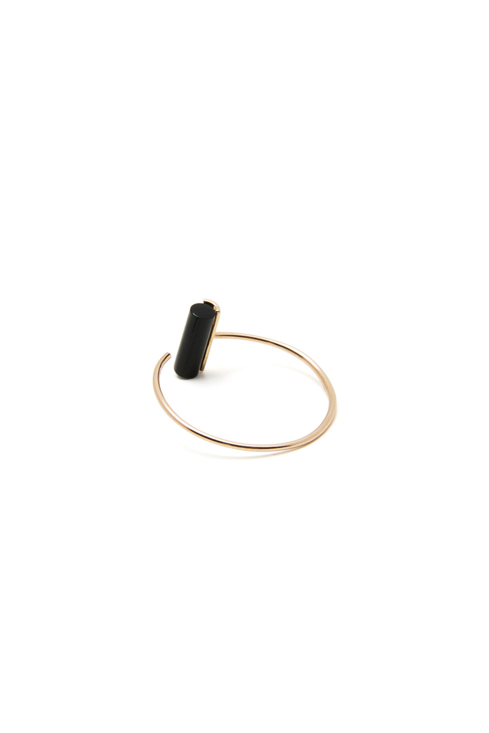 GOLD HOOP WITH ONYX M 2015