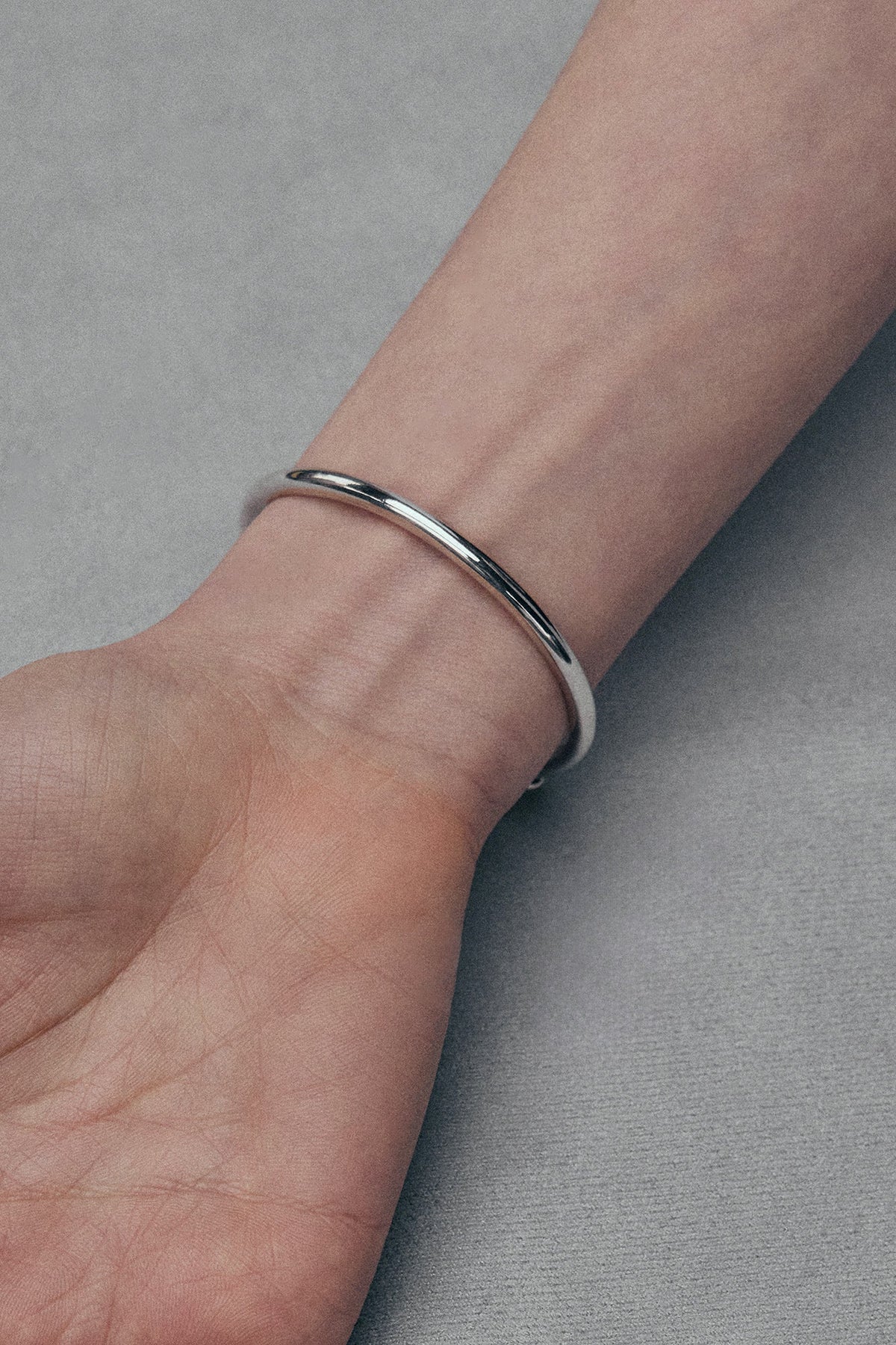 OPEN KNOT BANGLE