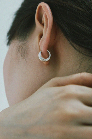 ROUNDED POTTERY VESSEL ONE-TOUCH EARRINGS