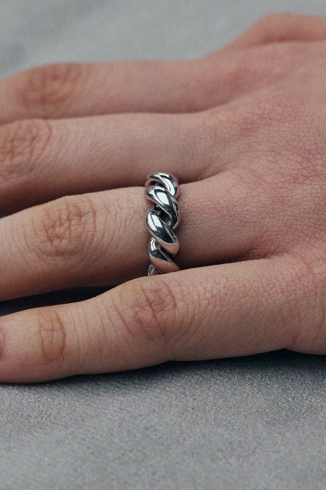 ROPE TWIST RING