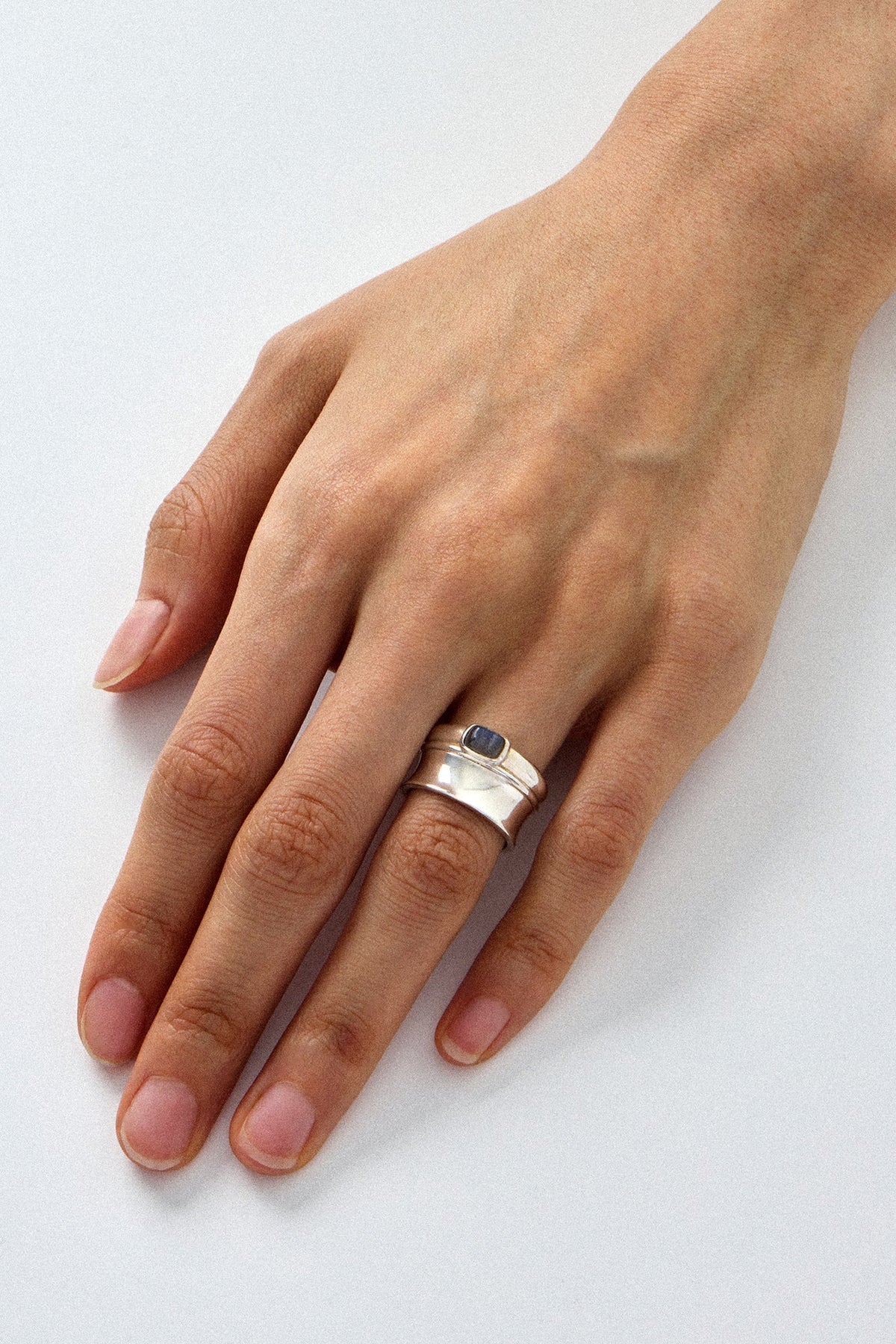 SENSUAL ORE RING