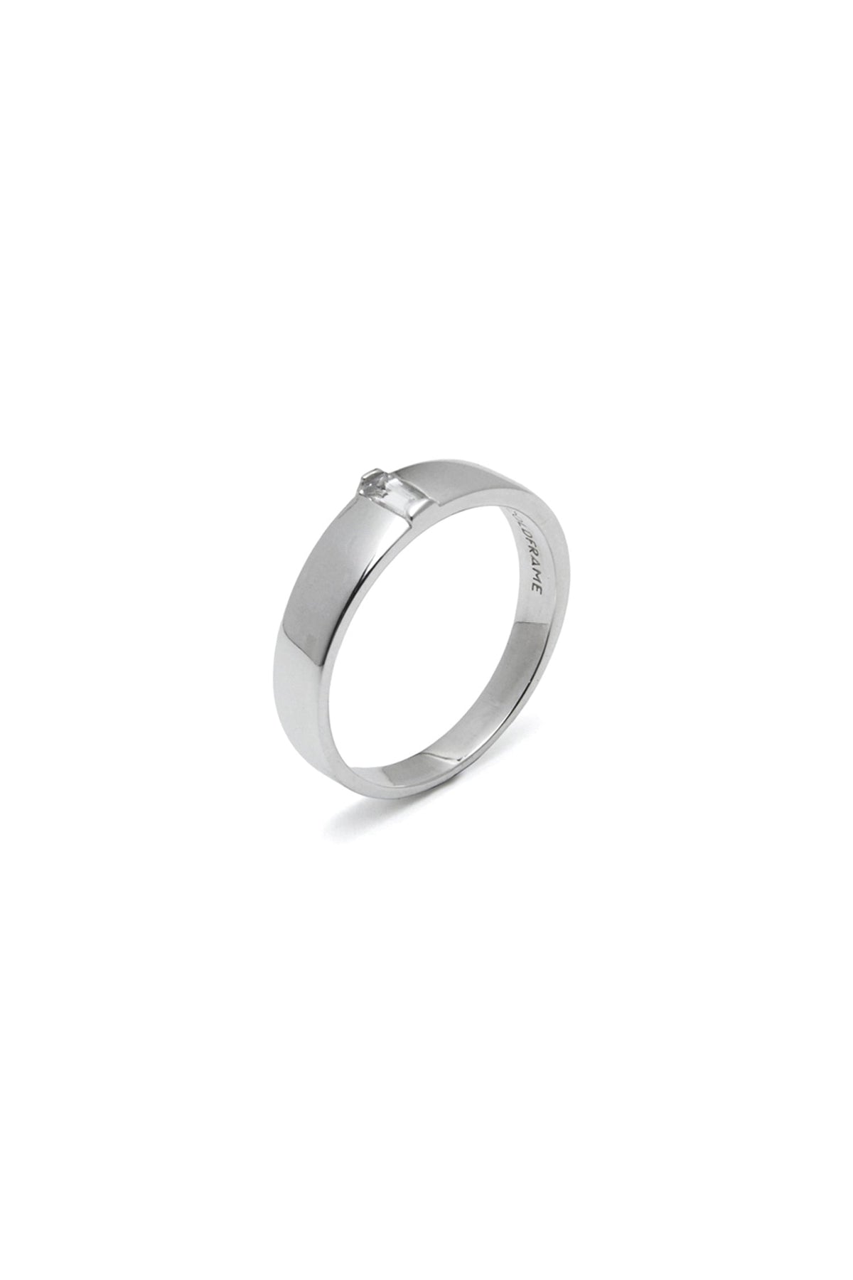 VERTICAL WHITE SAPPHIRE RING