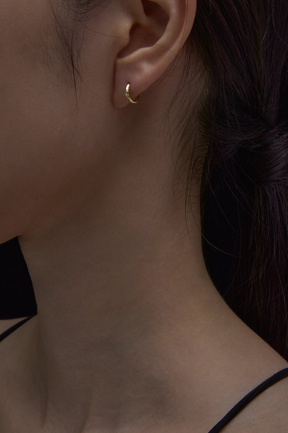 أقراط هوب كروية ألماسية بيضاء رينيسانس بيتي بلس