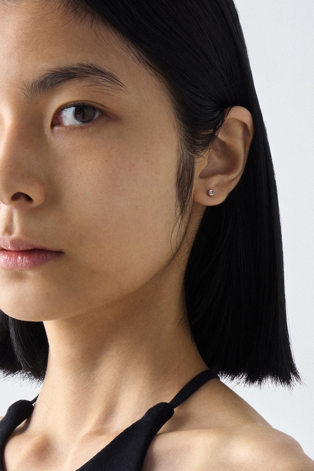 10K WHITE GOLD DIA PERFECTION STUDS  SMALL