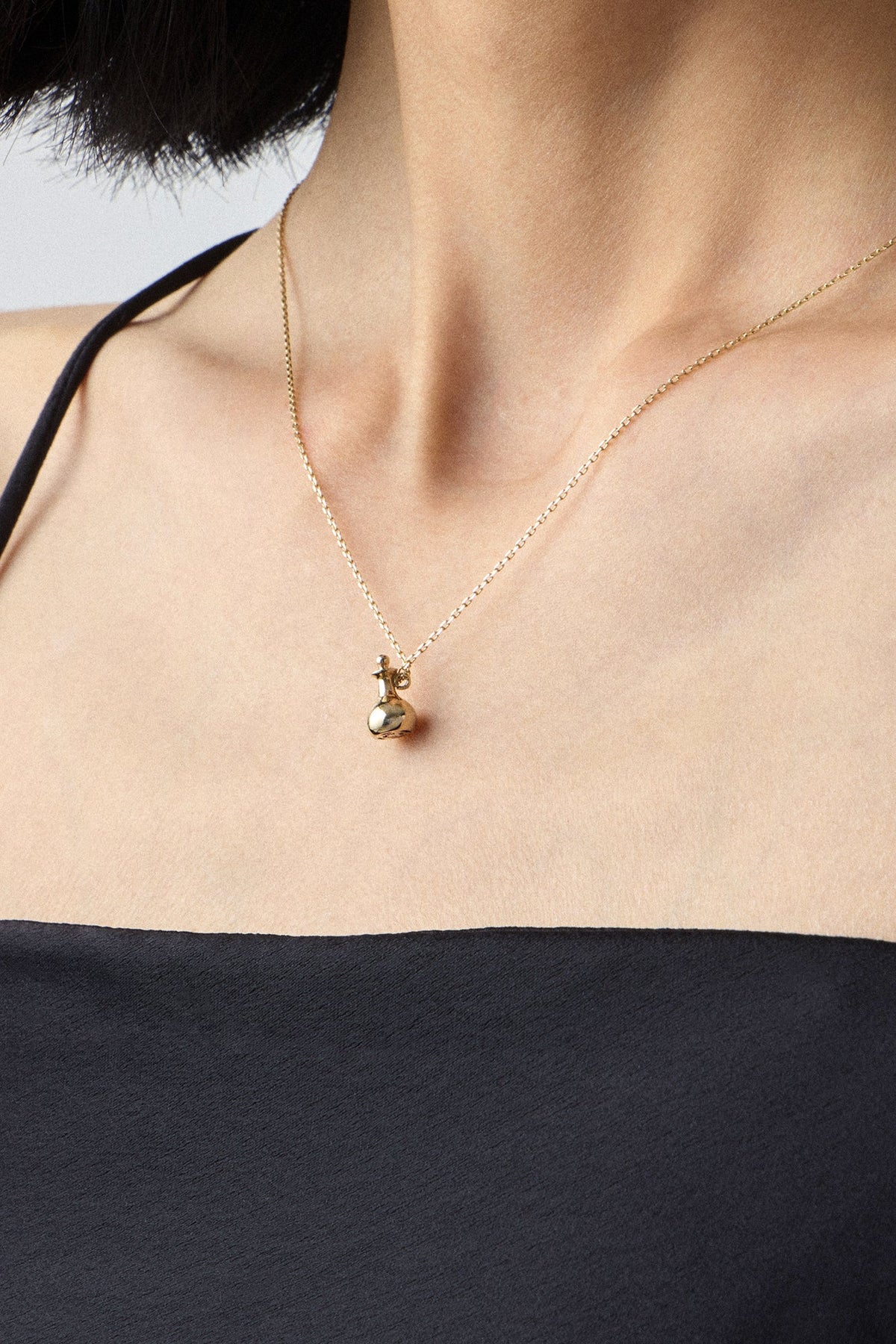 10K GOLD MINI BOTTIGLIA NECKLACE