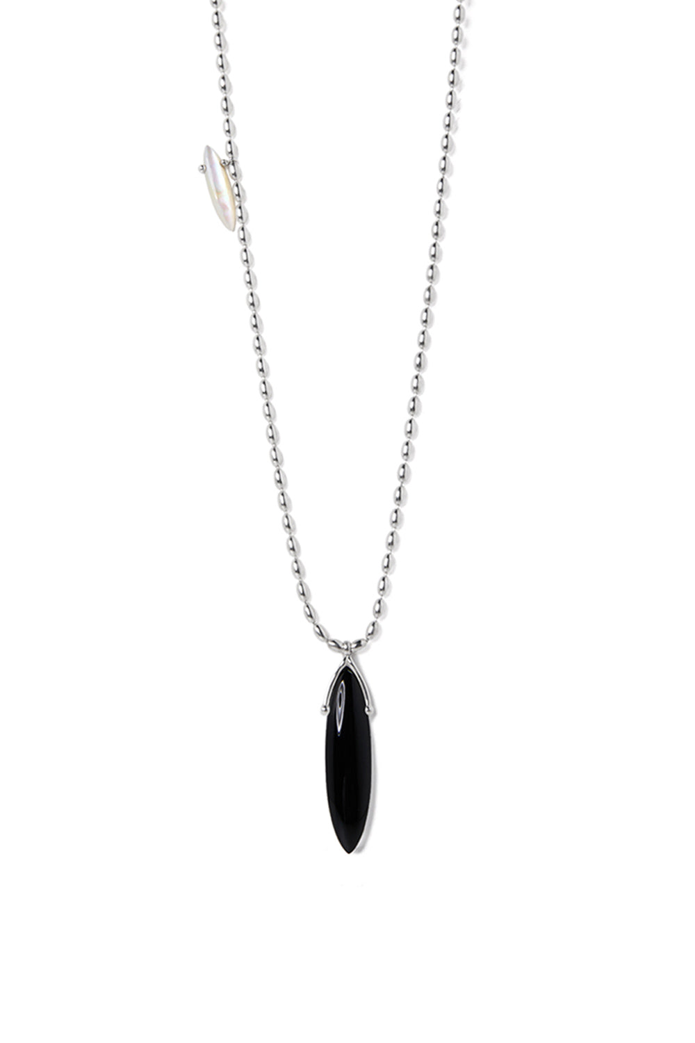 BOHO OVAL ONYX SHELL NECKLACE