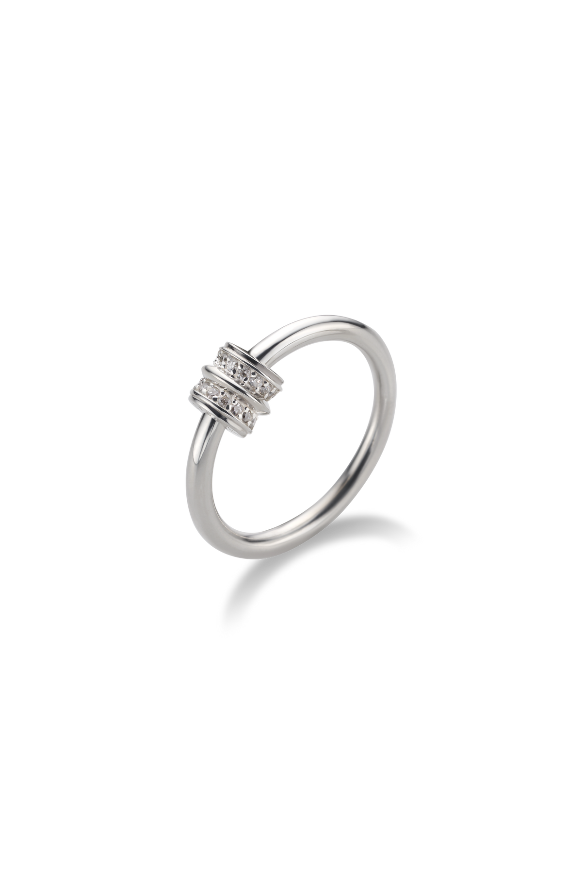 ESSENTIAL RIBBED PAVE RING