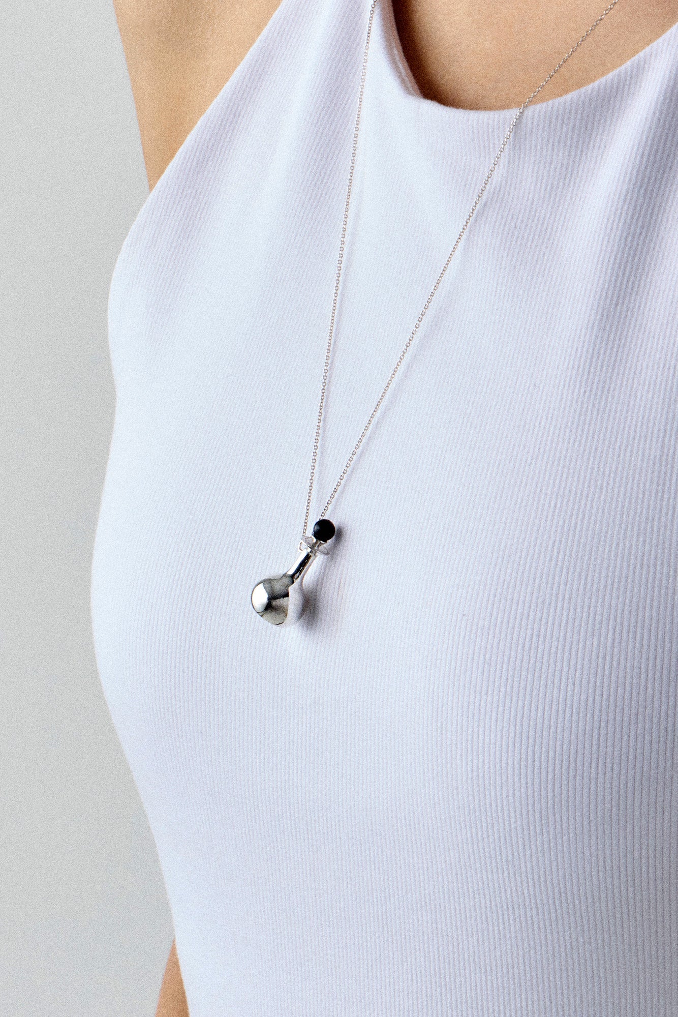 BOTTIGLIA ONYX NECKLACE