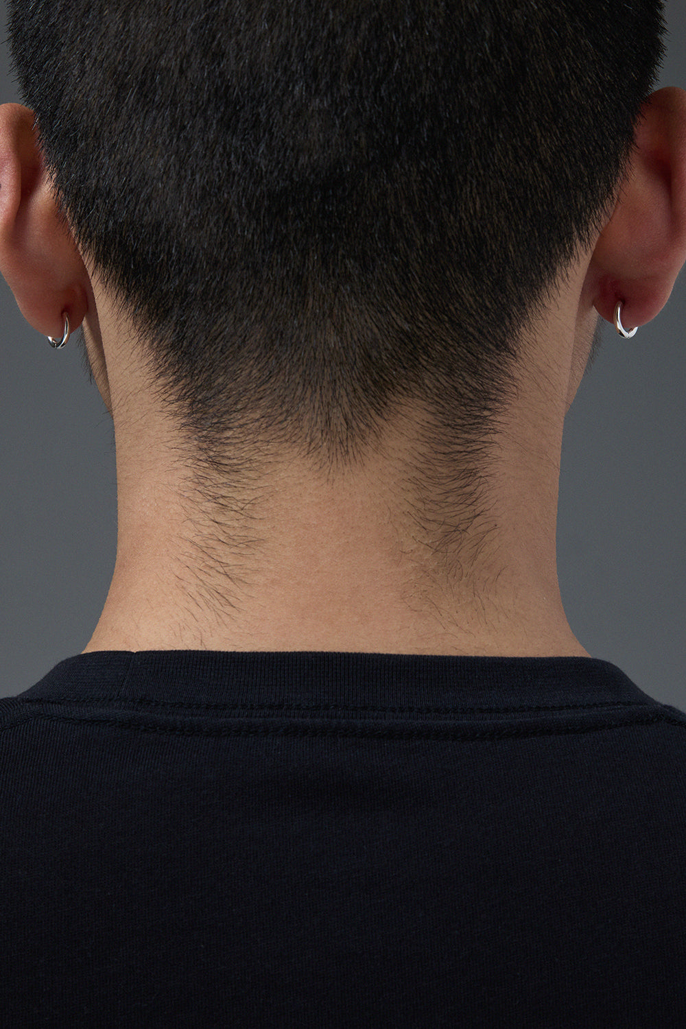 CLASSIC SMALL HOOPS
