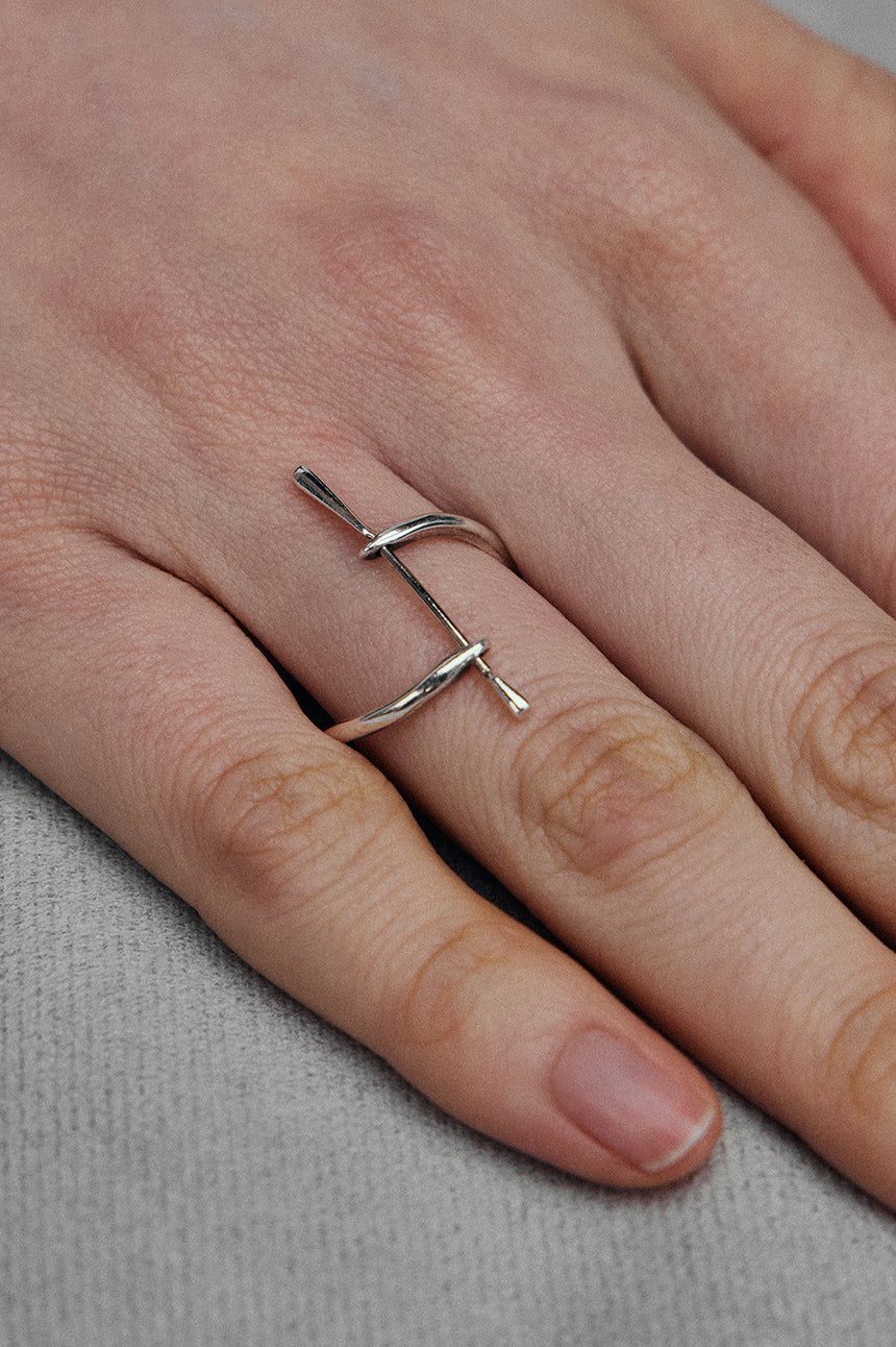 CONCAVE PIN RING