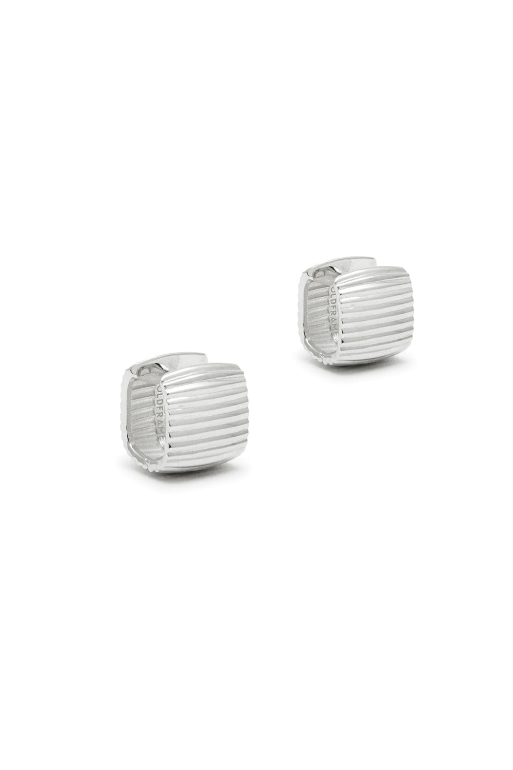 ESSENTIAL RIBBED SILHOUETTE EARRINGS