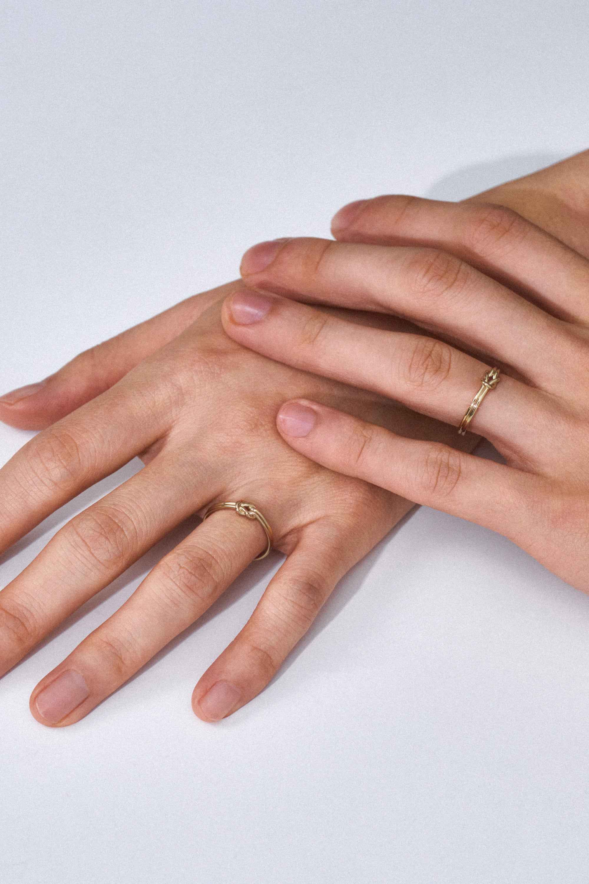 18K HERCULES KNOT BAND