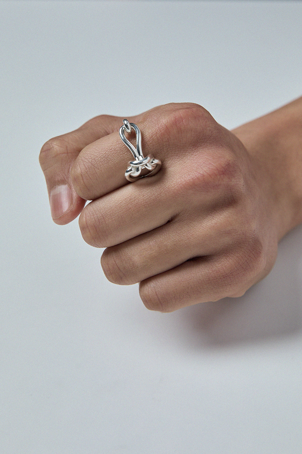 UNTIED RING