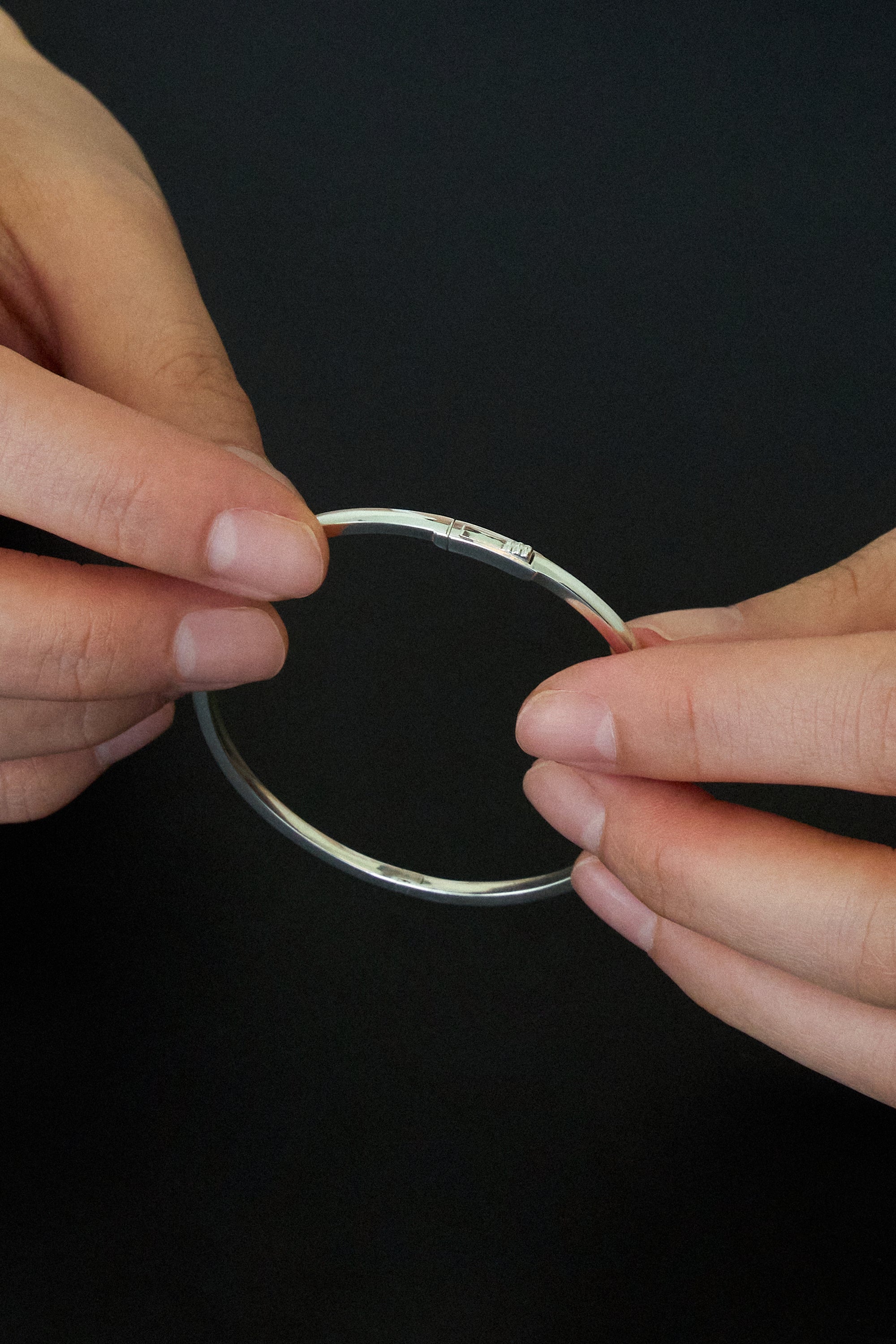 WHITE SAPPHIRE BRACELET